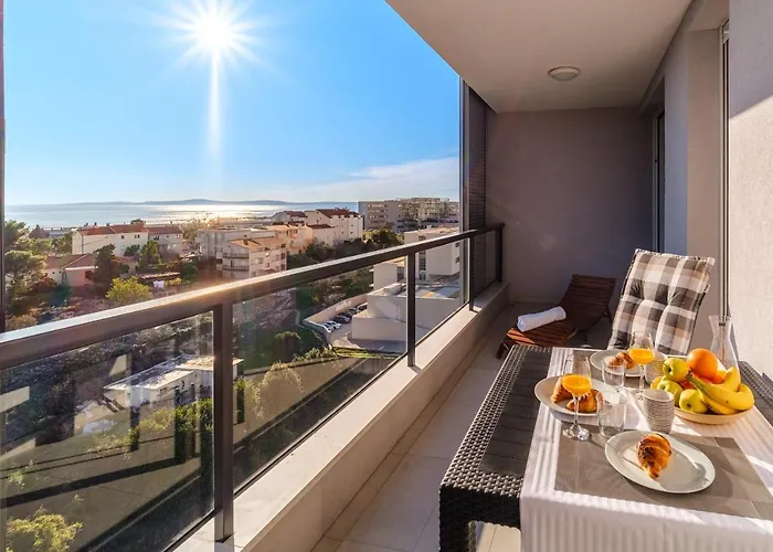 Golden View 7 アパート *